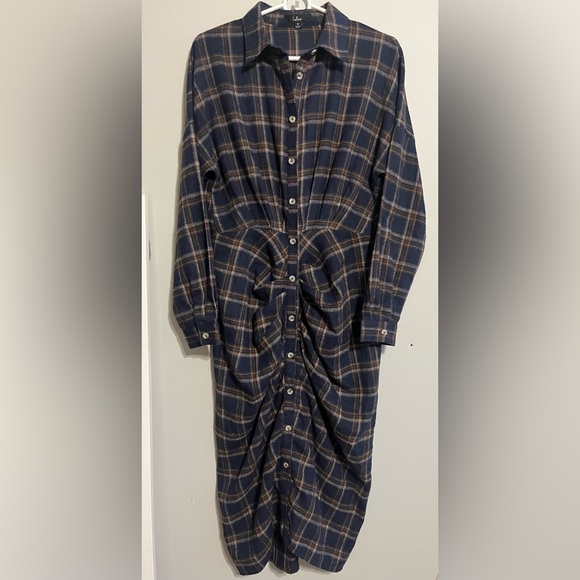 Lulu’s Seasonal Spirit Navy Blue Plaid Ruched Long Sleeve Midi Dress - Picture 2 of 5